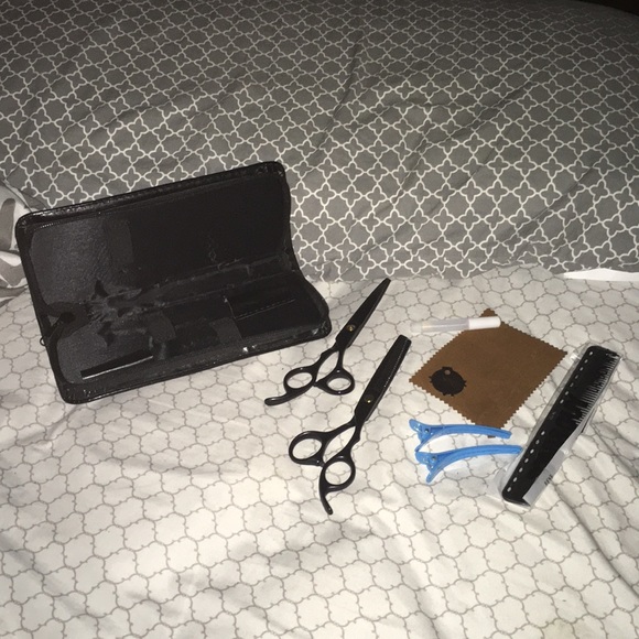 Grooming stuff - Picture 3 of 3